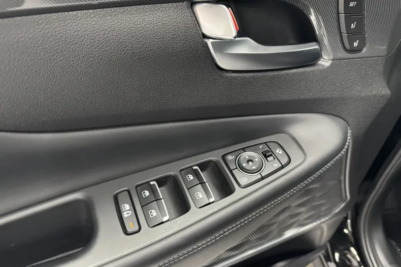 Hyundai SANTA FE din 2021 cu 142.000 km - oferta HYU148636 - foto 6