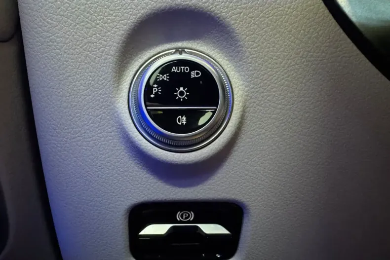 Mercedes-Benz CLE 220 din 2024 cu 25.793 km - oferta MER148653 - foto 24