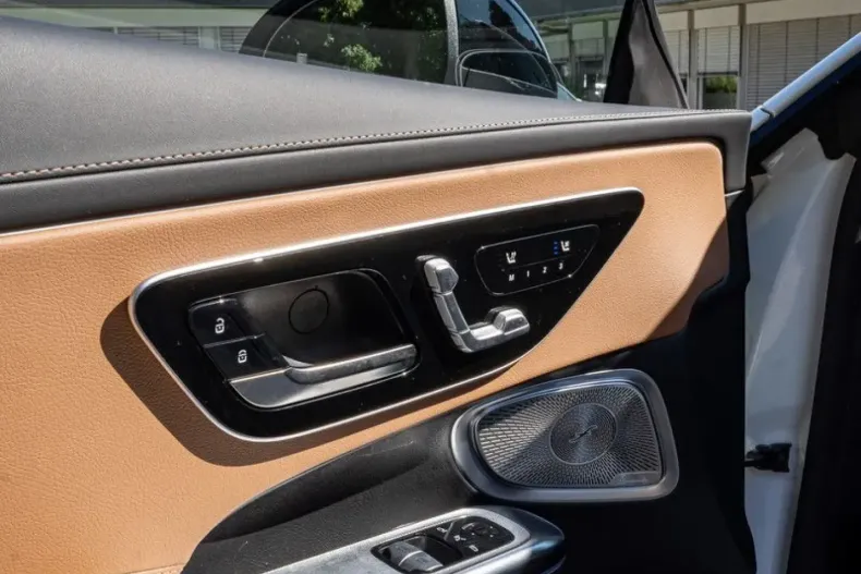 Mercedes-Benz CLE 220 din 2024 cu 26.670 km - oferta MER148677 - foto 17