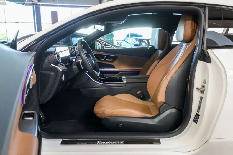 Mercedes-Benz CLE 220 din 2024 cu 24.097 km - oferta MER148681 - foto 6