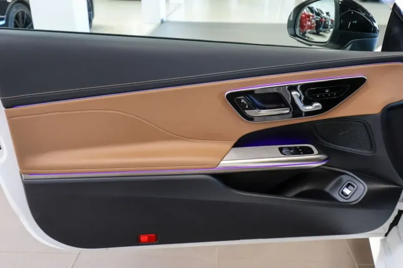 Mercedes-Benz CLE 220 din 2024 cu 24.097 km - oferta MER148681 - foto 19