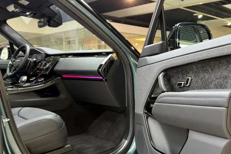 Land Rover Range Rover Sport din 2024 cu 79.000 km - oferta LAN148686 - foto 24