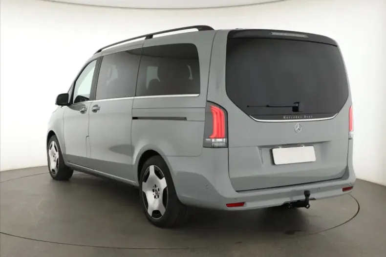 Mercedes-Benz V 250 din 2024 cu 6.124 km - oferta MER148713 - foto 4