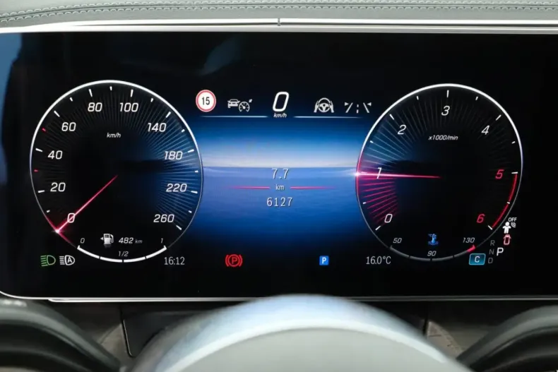 Mercedes-Benz V 250 din 2024 cu 6.124 km - oferta MER148713 - foto 10