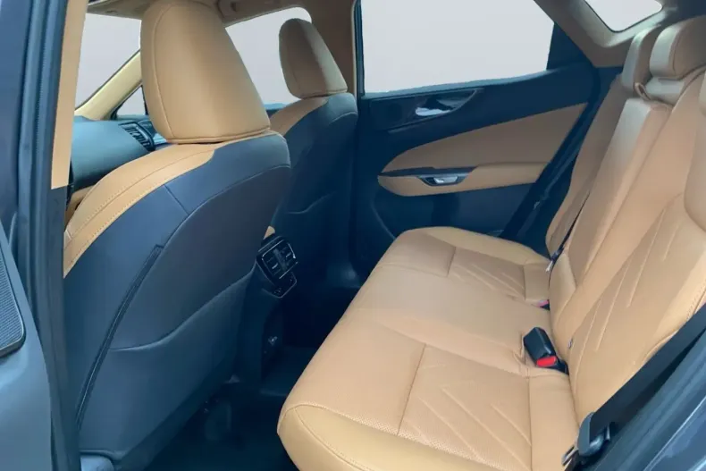 Lexus NX 450h din 2024 cu 41.343 km - oferta LEX148716 - foto 14