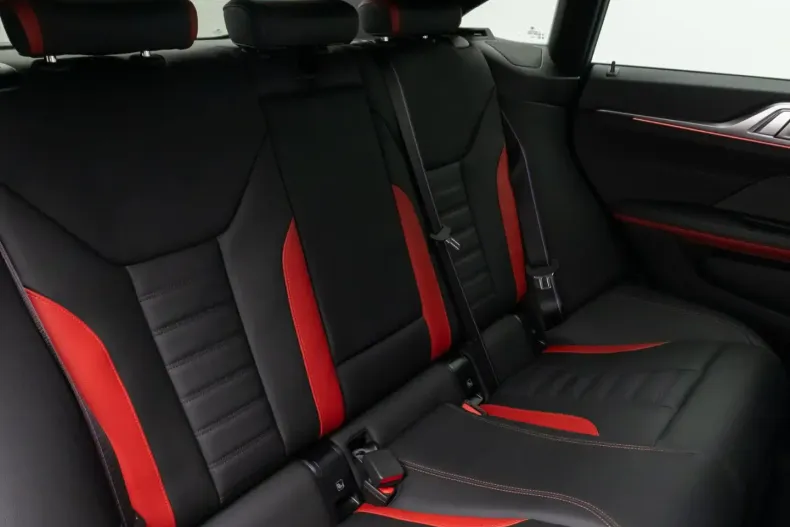 BMW i4 din 2024 cu 21.180 km - oferta BMW148718 - foto 25