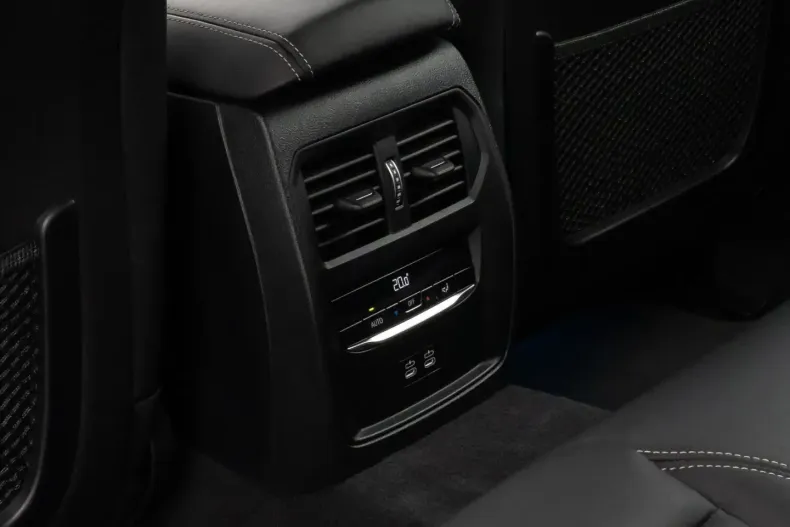 BMW i4 din 2022 cu 61.223 km - oferta BMW148720 - foto 23