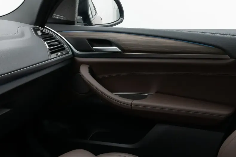 BMW iX3 din 2022 cu 25.422 km - oferta BMW148723 - foto 28