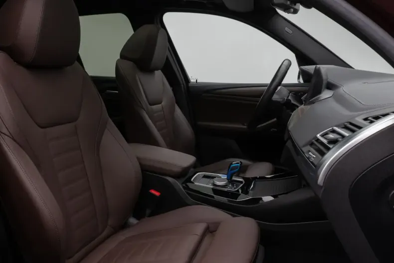 BMW iX3 din 2022 cu 25.422 km - oferta BMW148723 - foto 31