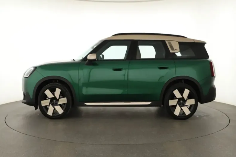 MINI Cooper Countryman din 2024 cu 12.842 km - oferta MIN148732 - foto 3