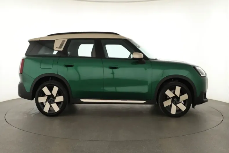 MINI Cooper Countryman din 2024 cu 12.842 km - oferta MIN148732 - foto 6