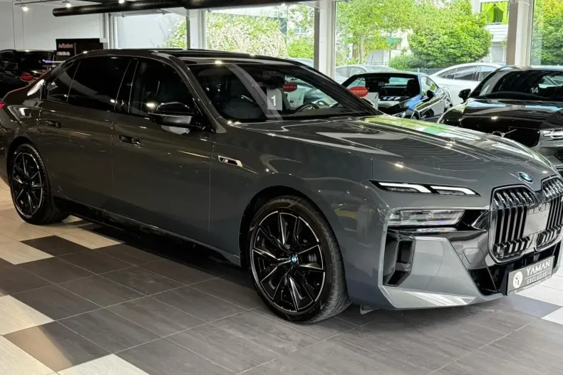 BMW i7 din 2024 cu 30.000 km - oferta BMW148739 - foto 4