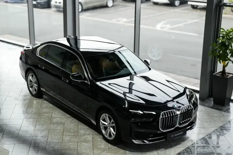 BMW i7 din 2024 cu 17.631 km - oferta BMW148740 - foto 34