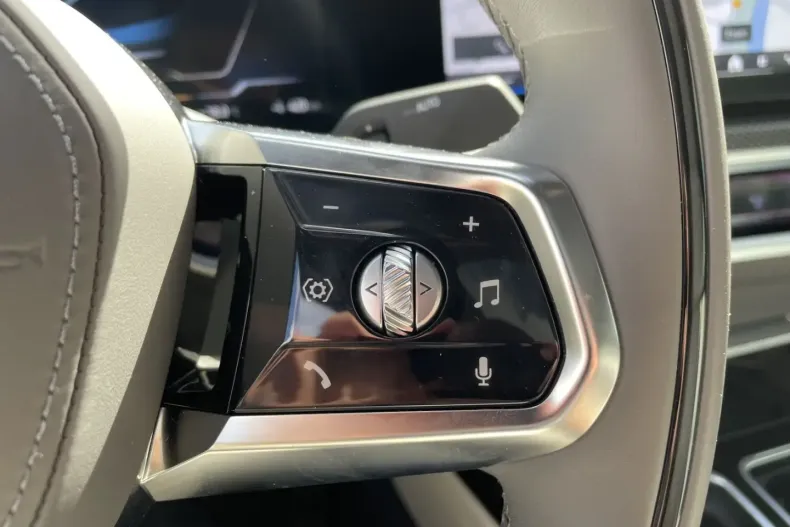 BMW i7 din 2024 cu 10.312 km - oferta BMW148741 - foto 13