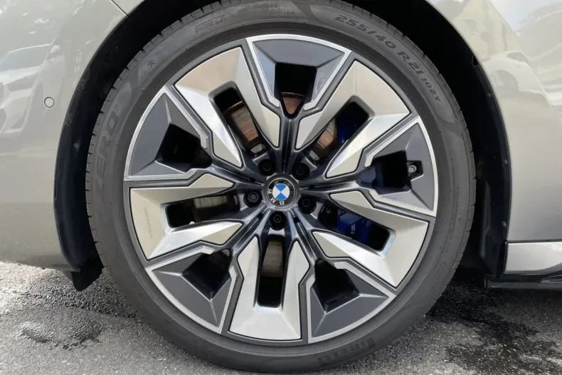 BMW i7 din 2024 cu 10.312 km - oferta BMW148741 - foto 41