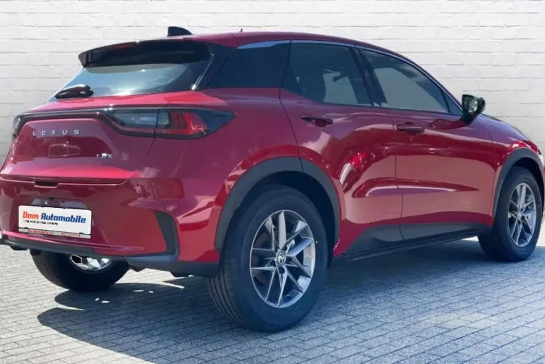 Lexus LBX din 2025 cu 5 km - oferta LEX148745 - foto 3