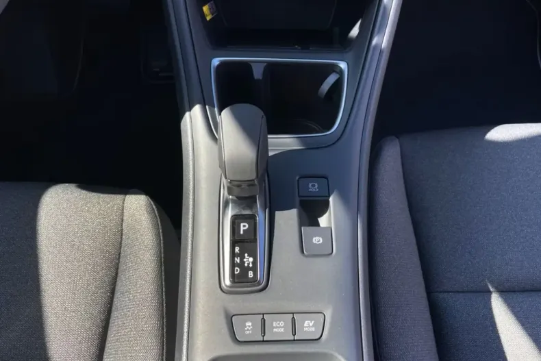 Lexus LBX din 2025 cu 5 km - oferta LEX148745 - foto 7