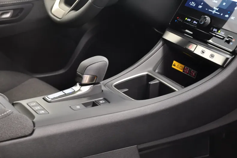 Lexus LBX din 2025 cu 5 km - oferta LEX148745 - foto 10