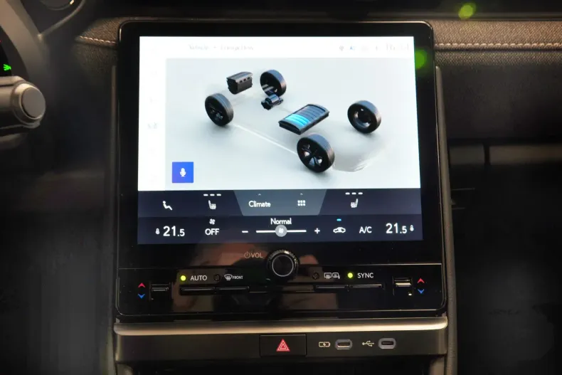 Lexus LBX din 2025 cu 5 km - oferta LEX148745 - foto 16