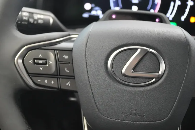 Lexus LBX din 2025 cu 5 km - oferta LEX148745 - foto 17
