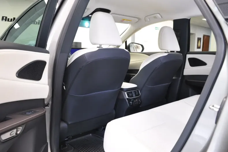 Lexus RX 350 din 2023 cu 44.701 km - oferta LEX148746 - foto 6