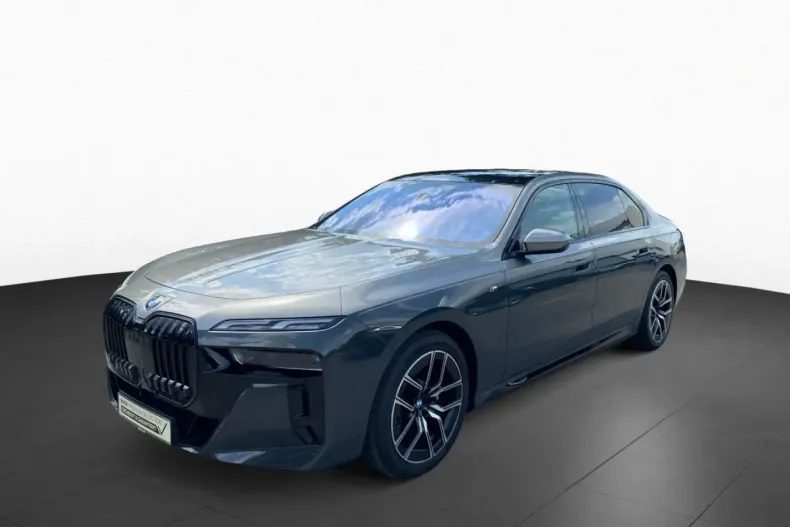 BMW 740 din 2024 cu 6.132 km - oferta BMW148756 - foto 1