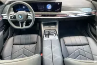 BMW 740 din 2024 cu 6.132 km - oferta BMW148756 - foto 6