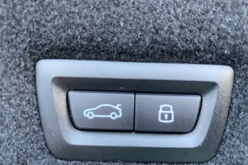 BMW 740 din 2024 cu 20.284 km - oferta BMW148759 - foto 20