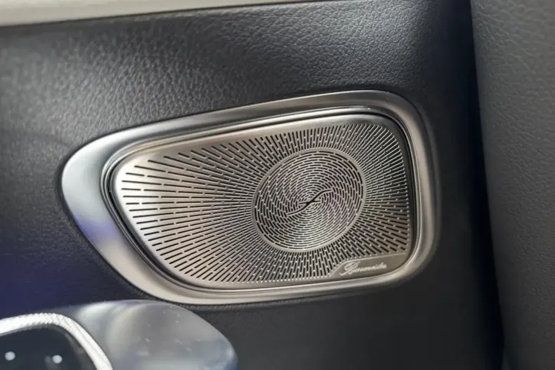 Mercedes-Benz GLC 300 din 2024 cu 11.997 km - oferta MER148770 - foto 13