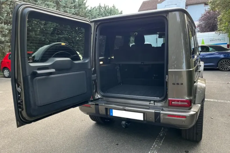 Mercedes-Benz G 63 AMG din 2024 cu 21.900 km - oferta MER148794 - foto 12