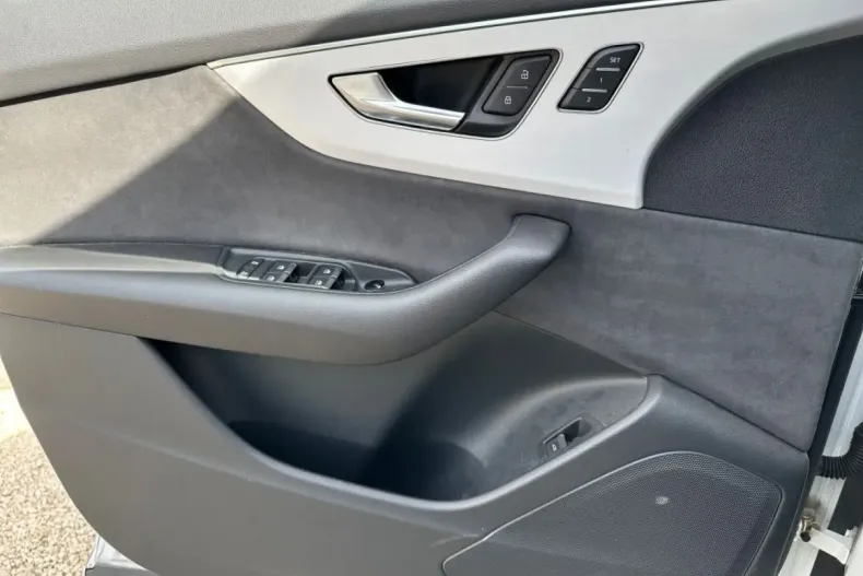 Audi Q8 din 2023 cu 65.007 km - oferta AUD148804 - foto 16