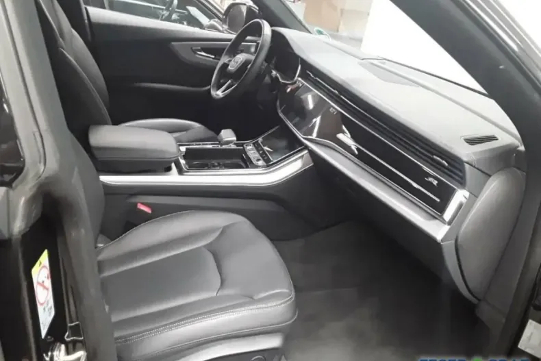 Audi Q8 din 2024 cu 24.975 km - oferta AUD148805 - foto 4