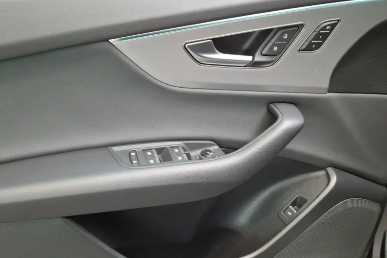 Audi Q8 din 2025 cu 26.745 km - oferta AUD148806 - foto 13