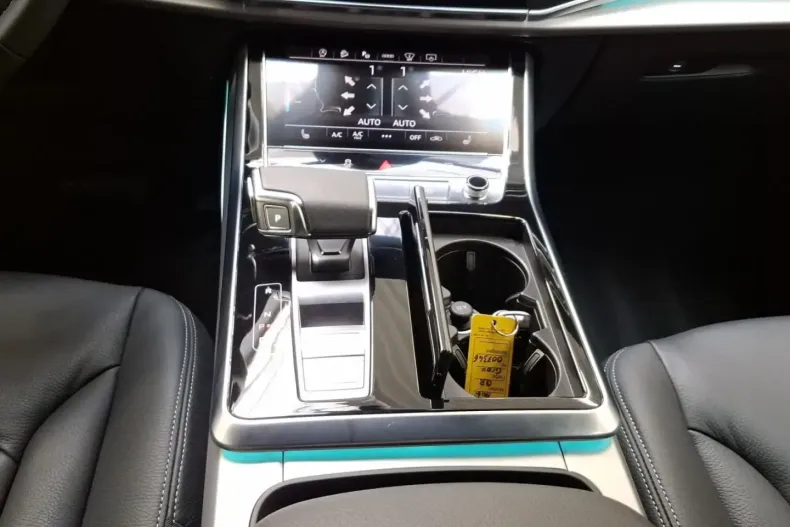 Audi Q8 din 2025 cu 26.745 km - oferta AUD148806 - foto 15