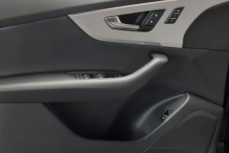 Audi Q8 din 2025 cu 29.185 km - oferta AUD148810 - foto 11