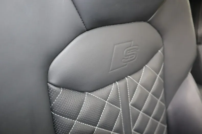 Audi Q8 din 2024 cu 41.000 km - oferta AUD148816 - foto 20