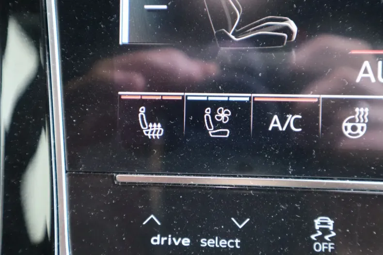 Audi Q8 din 2024 cu 41.000 km - oferta AUD148816 - foto 45