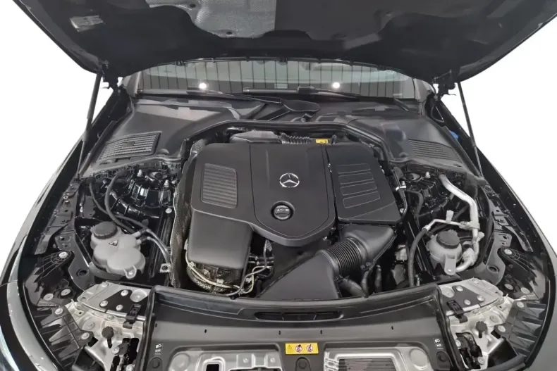 Mercedes-Benz CLE 300 din 2024 cu 12.980 km - oferta MER148820 - foto 6