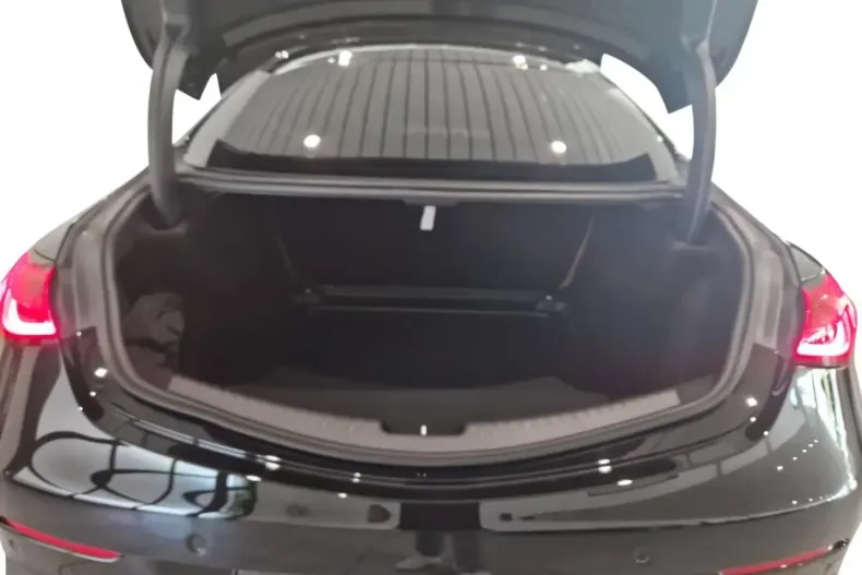 Mercedes-Benz CLE 300 din 2024 cu 12.980 km - oferta MER148820 - foto 7