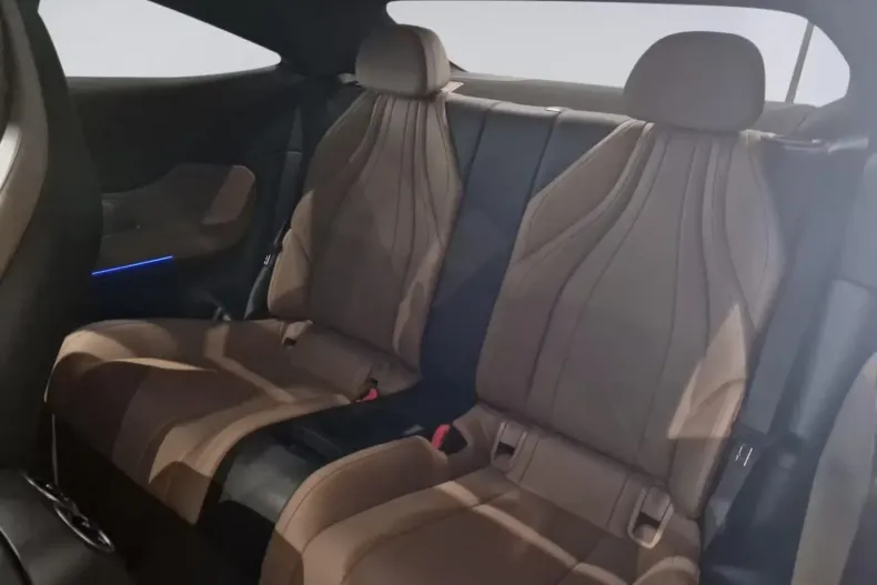 Mercedes-Benz CLE 300 din 2024 cu 12.980 km - oferta MER148820 - foto 13