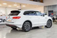 Volkswagen Touareg din 2021 cu 93.733 km - oferta VOL148833 - foto 8