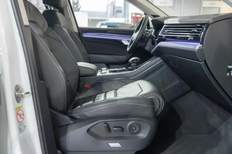 Volkswagen Touareg din 2021 cu 93.733 km - oferta VOL148833 - foto 12