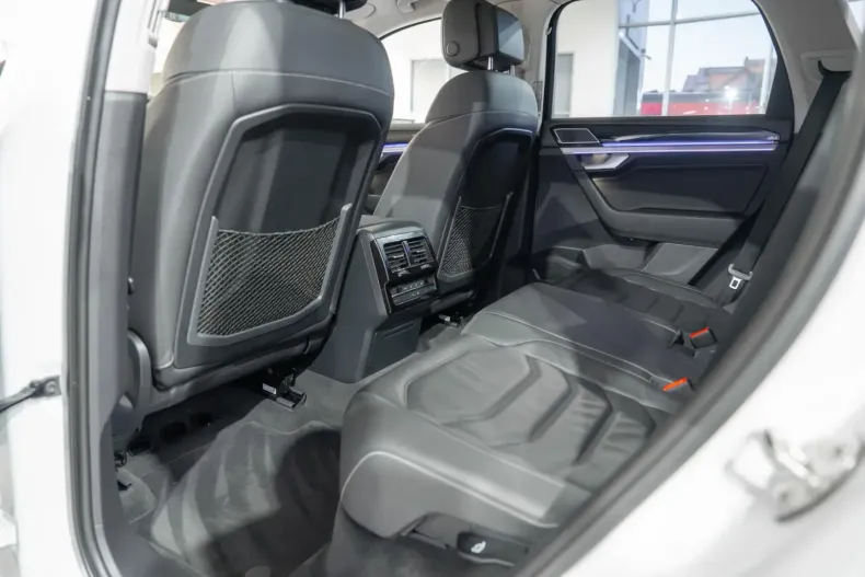 Volkswagen Touareg din 2021 cu 93.733 km - oferta VOL148833 - foto 21