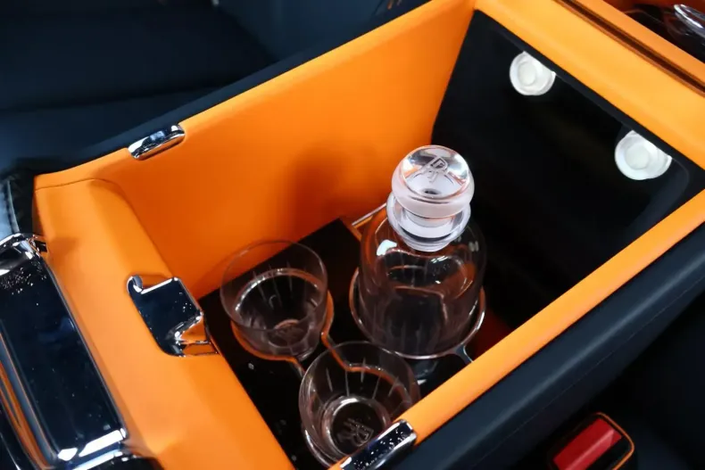 Rolls-Royce Cullinan din 2023 cu 8.500 km - oferta ROL148837 - foto 17