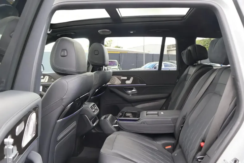Mercedes-Benz GLS 63 din 2024 cu 24.900 km - oferta MER148838 - foto 20