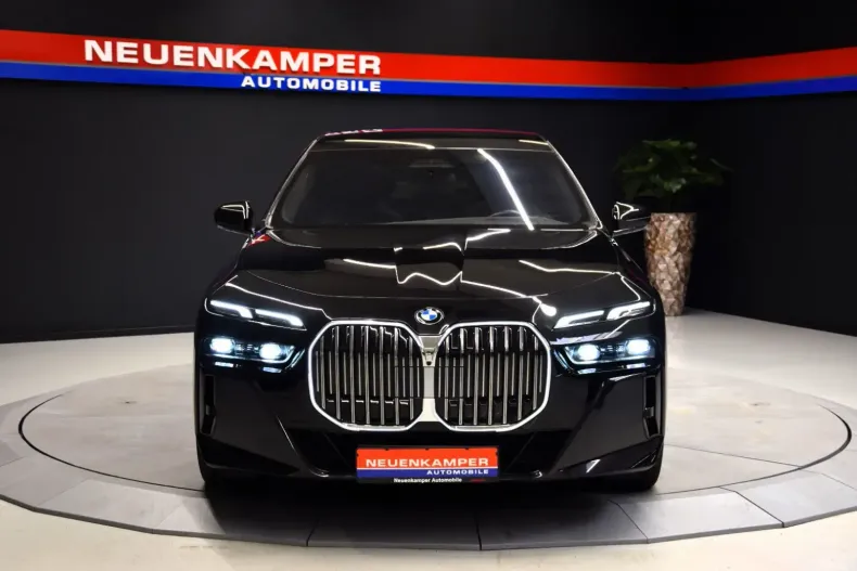 BMW 740 din 2024 cu 25.200 km - oferta BMW148914 - foto 2