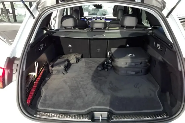 Mercedes-Benz GLC 300 din 2024 cu 21.250 km - oferta MER148931 - foto 12