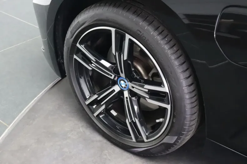 BMW 320 din 2024 cu 32.540 km - oferta BMW148937 - foto 6