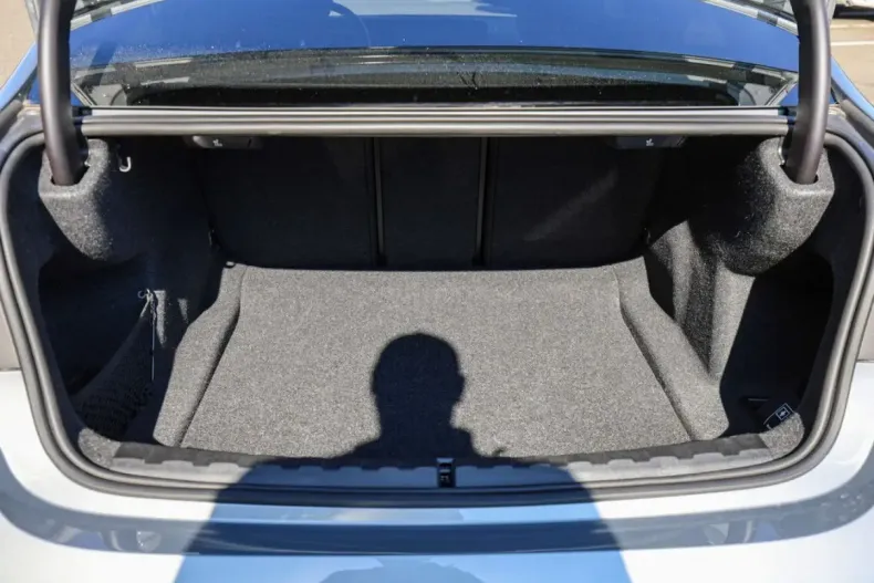 BMW 320 din 2024 cu 29.932 km - oferta BMW148939 - foto 9