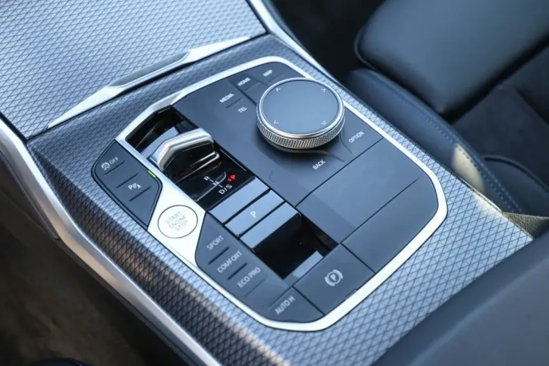 BMW 320 din 2024 cu 29.932 km - oferta BMW148939 - foto 20